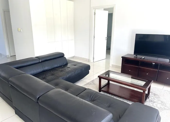 Seabeds 3 Bedroom Beachside Apartment Home